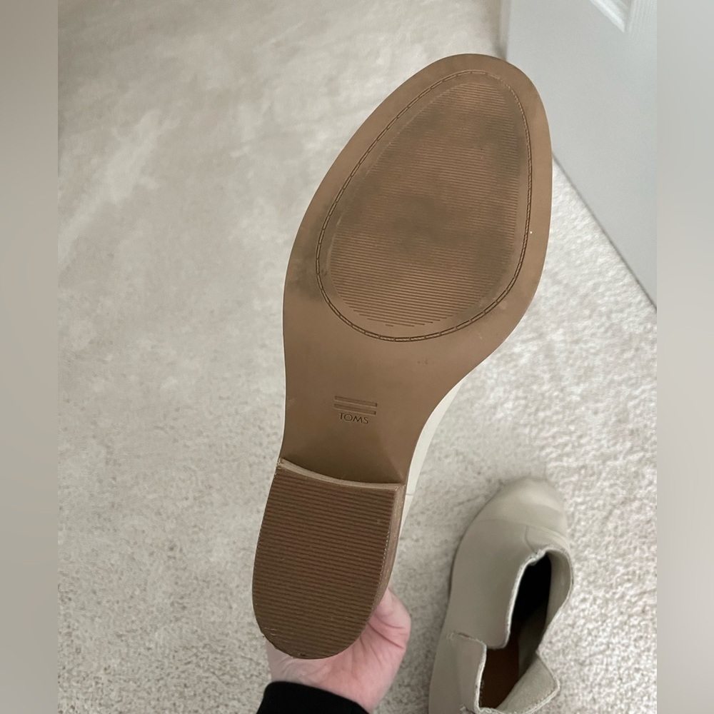 Cutout Block Heel Tan Booties Size 7 EUC - Picture 4 of 8